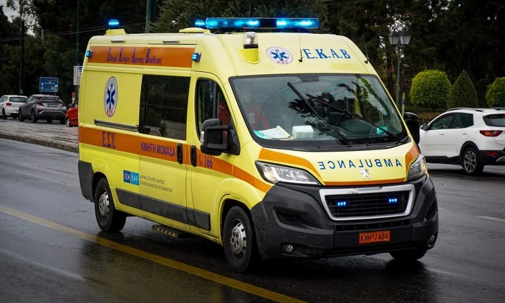 Γέφυρα σωτηρίας από την ΕΛ.ΑΣ. για τη μεταφορά βρέφους 2,5 μηνών στο «Ιπποκράτειο» (Βίντεο)